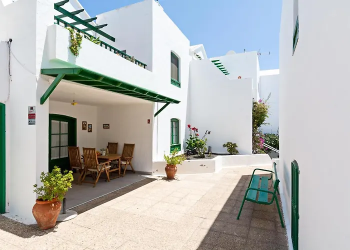Apartment Oceanic Breeze Share Pool By Pvl