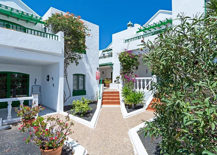 Apartment Oceanic Breeze Share Pool By Pvl