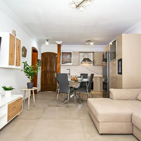Apartment Oceanic Breeze Share Pool By Pvl Puerto del Carmen  Zewnętrze zdjęcie